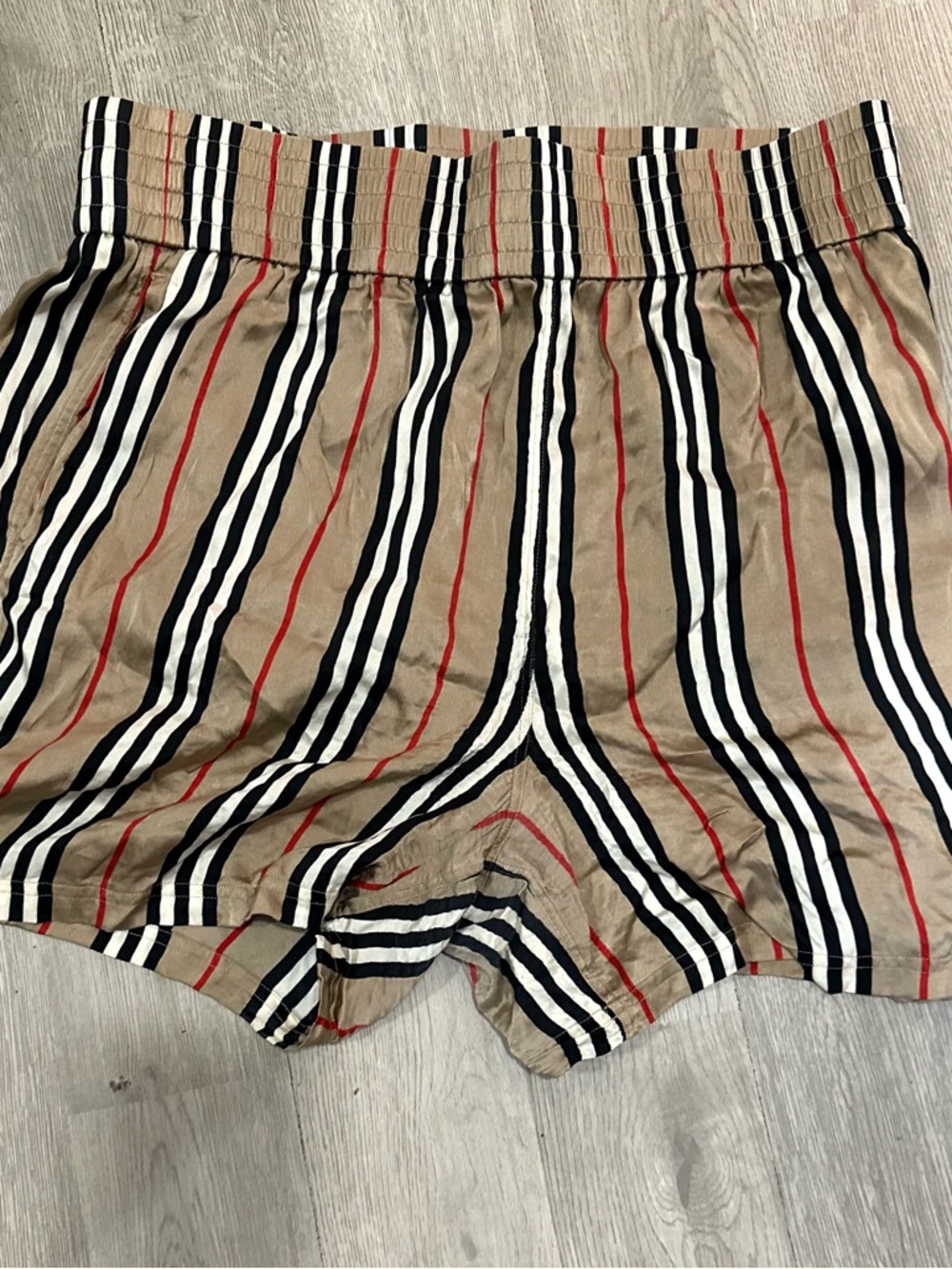 Authentic Burberry Striped High-Waist Shorts in Tan, Black & Red